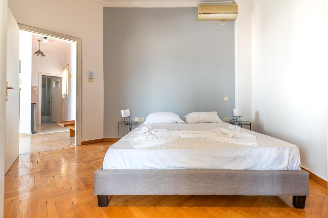 Penthouse Under Acropolis Hill Apartment Athens Ngoại thất bức ảnh
