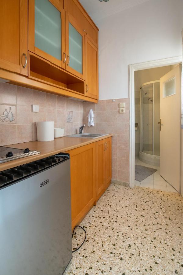 Penthouse Under Acropolis Hill Apartment Athens Ngoại thất bức ảnh